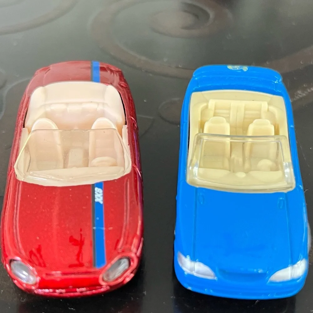 Hot Wheels Luxury Convertibles